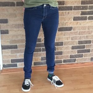 Levi’s 311 Shaping Skinny Jeans 29/32